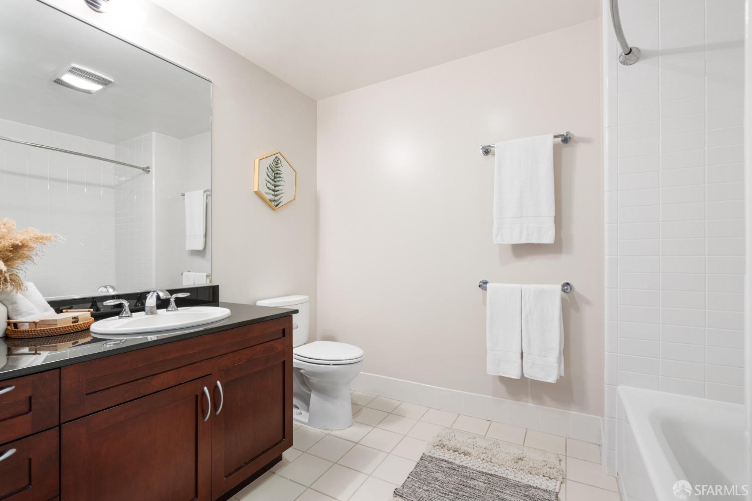 260 King Street # 1411