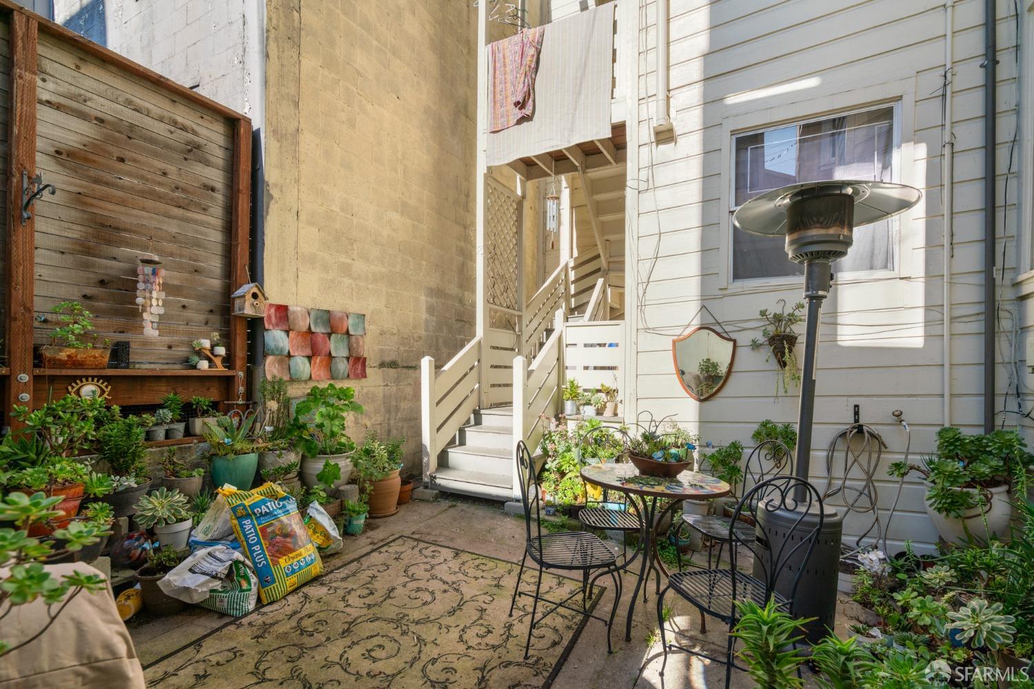 552-554 Natoma Street