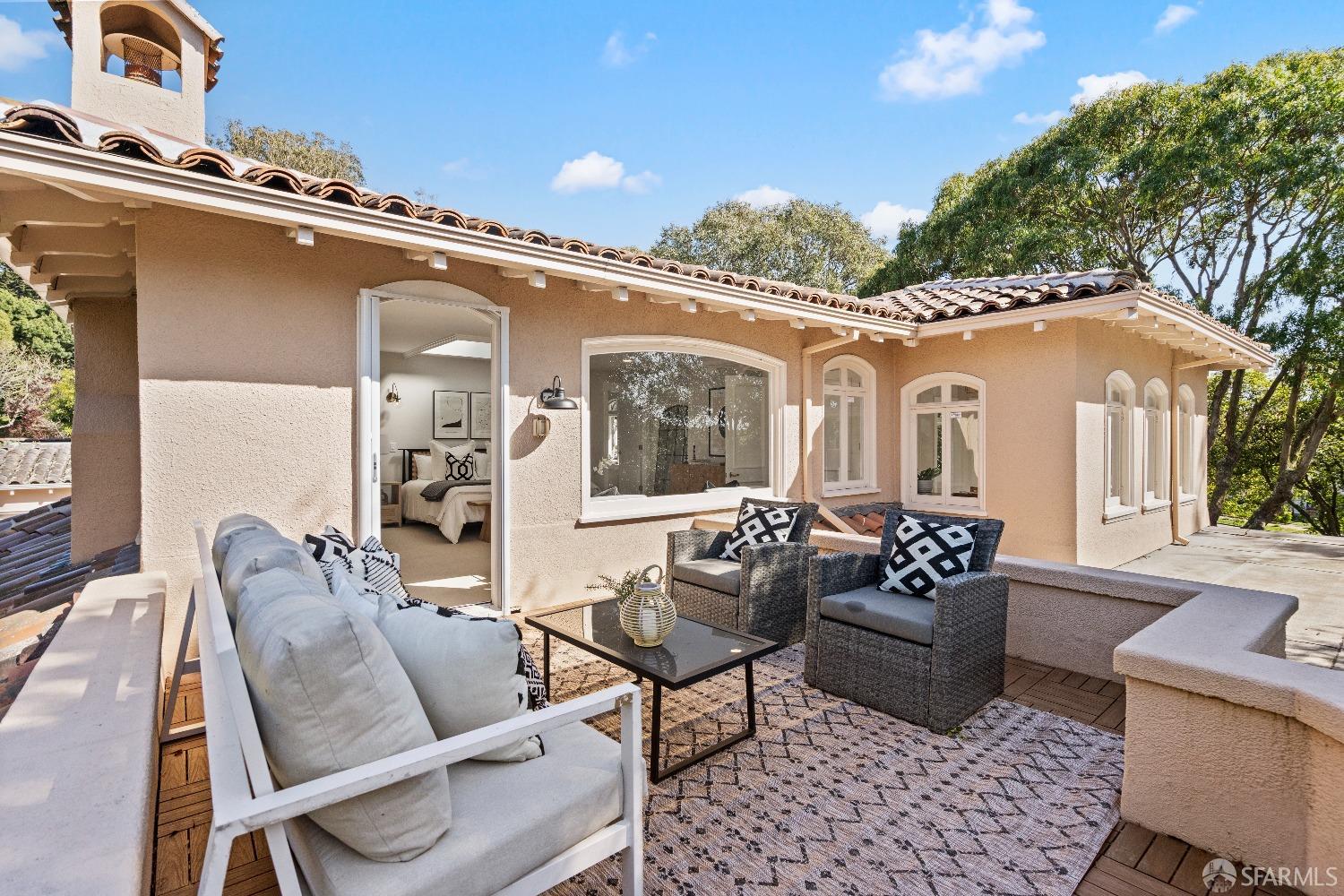 601 St Francis Boulevard