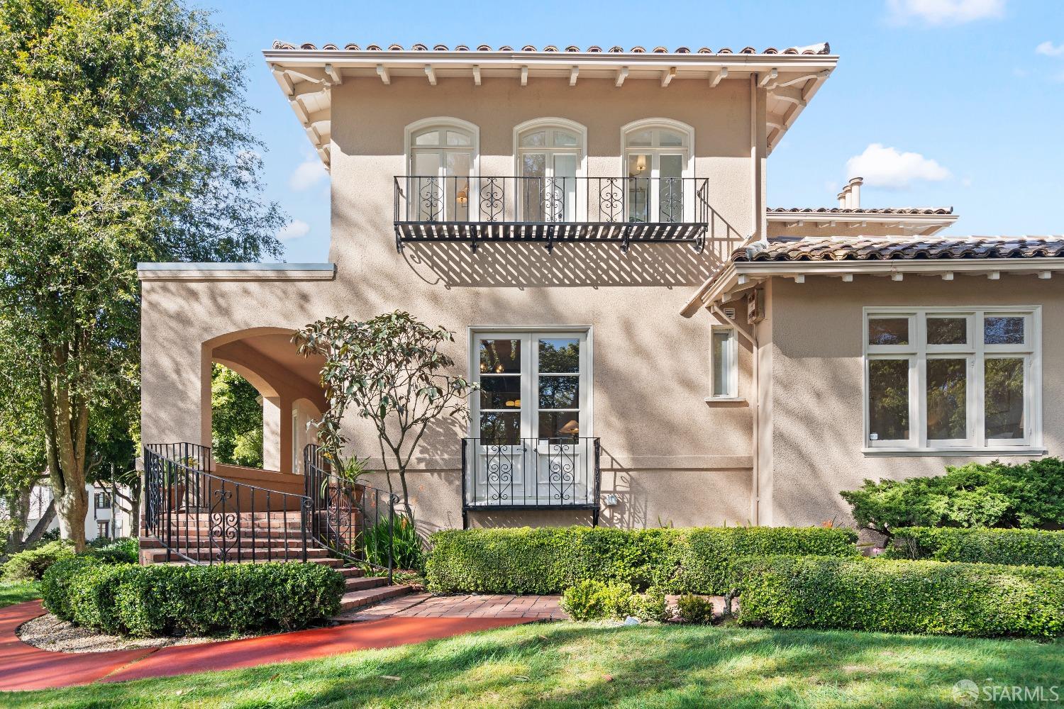 601 St Francis Boulevard