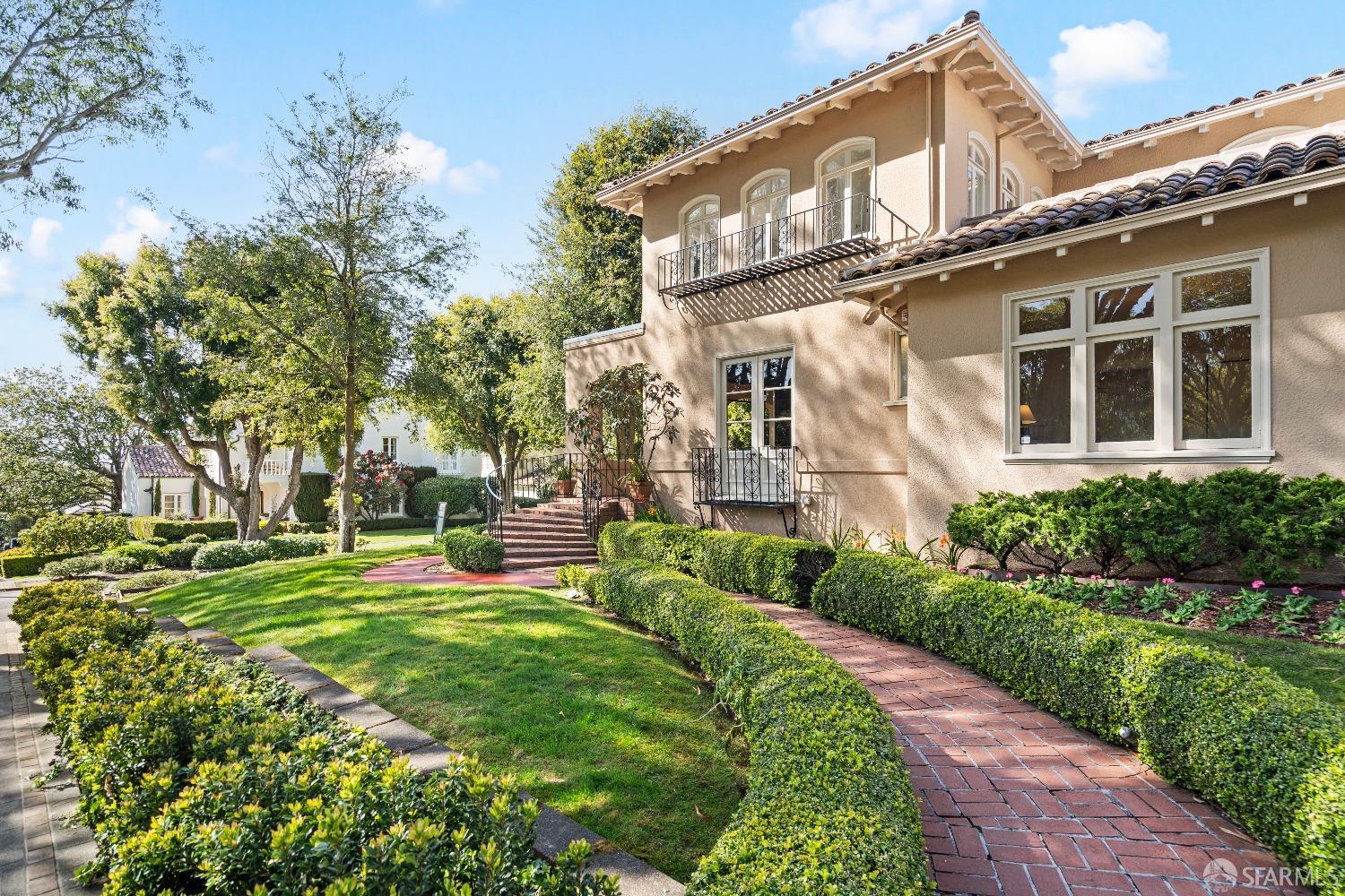 601 St Francis Boulevard