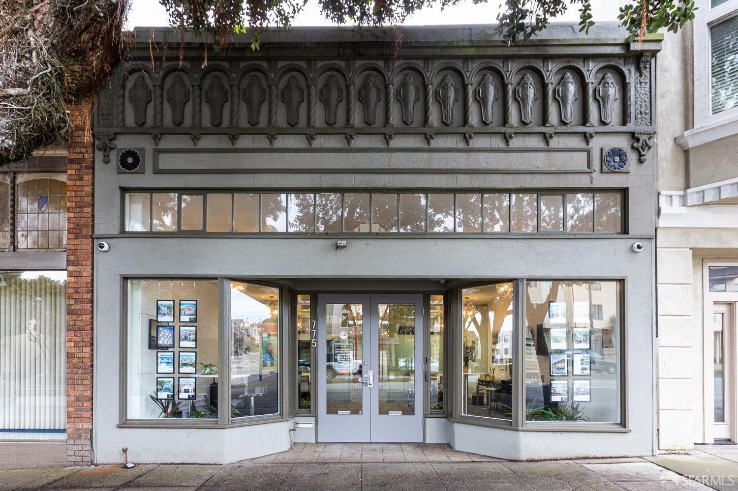 775 Monterey Boulevard