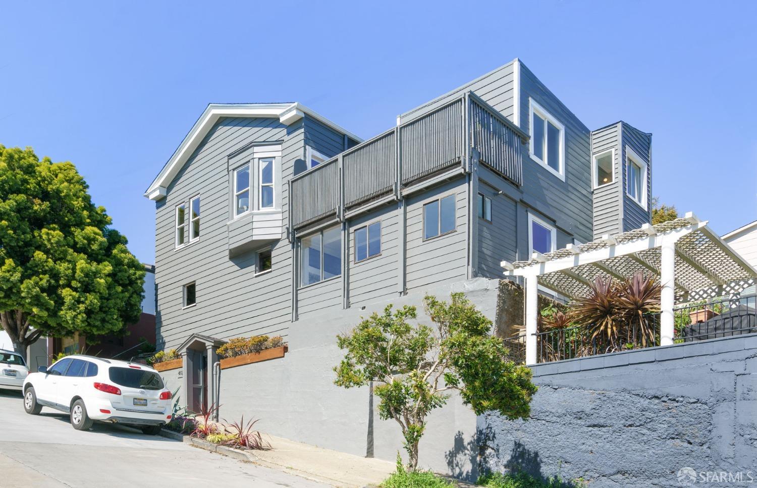 412 Valley Street