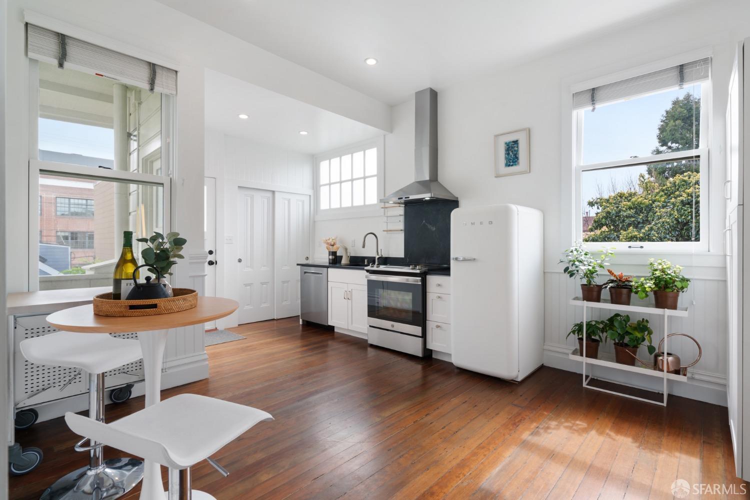 2813-2815 19th Street