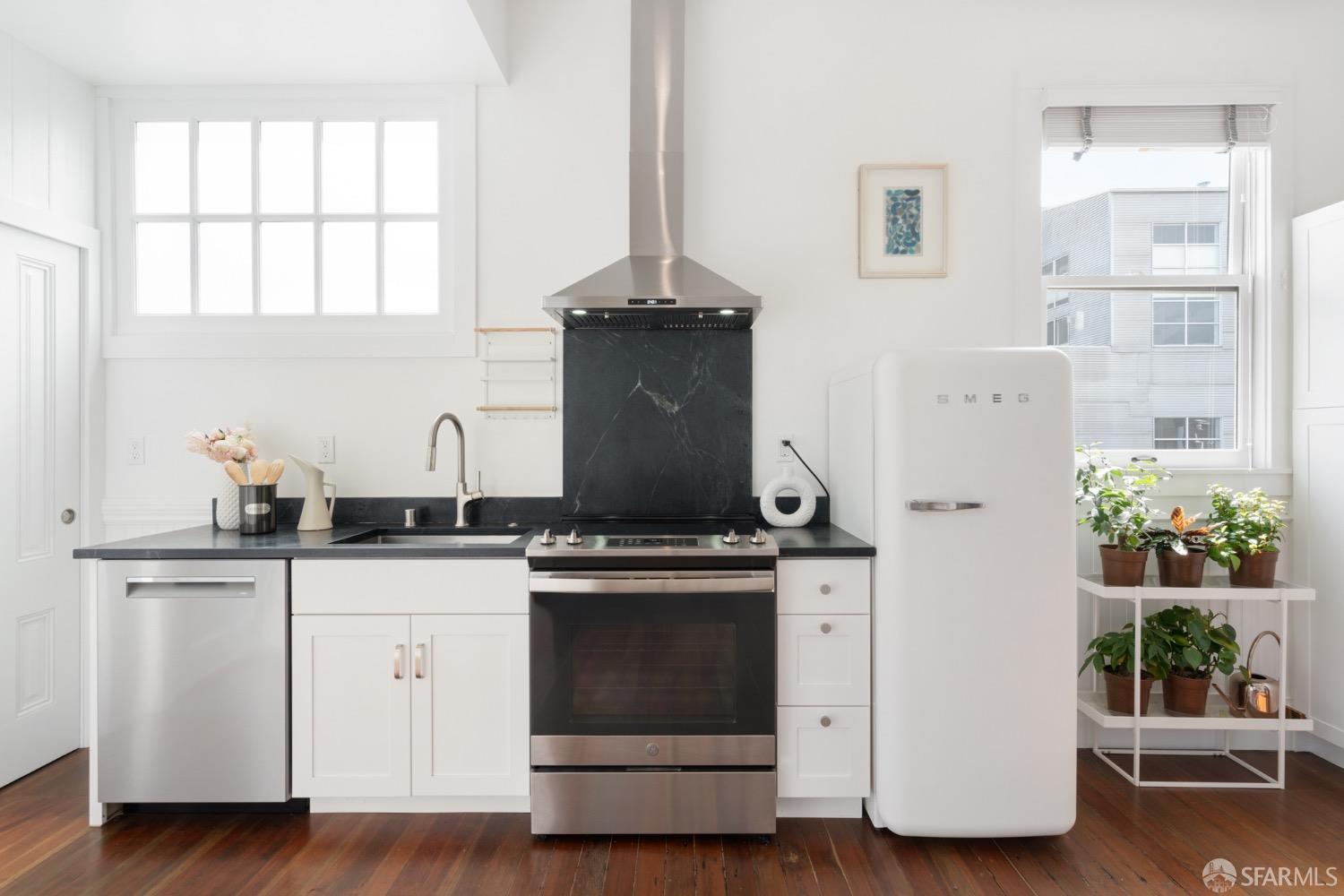 2813-2815 19th Street