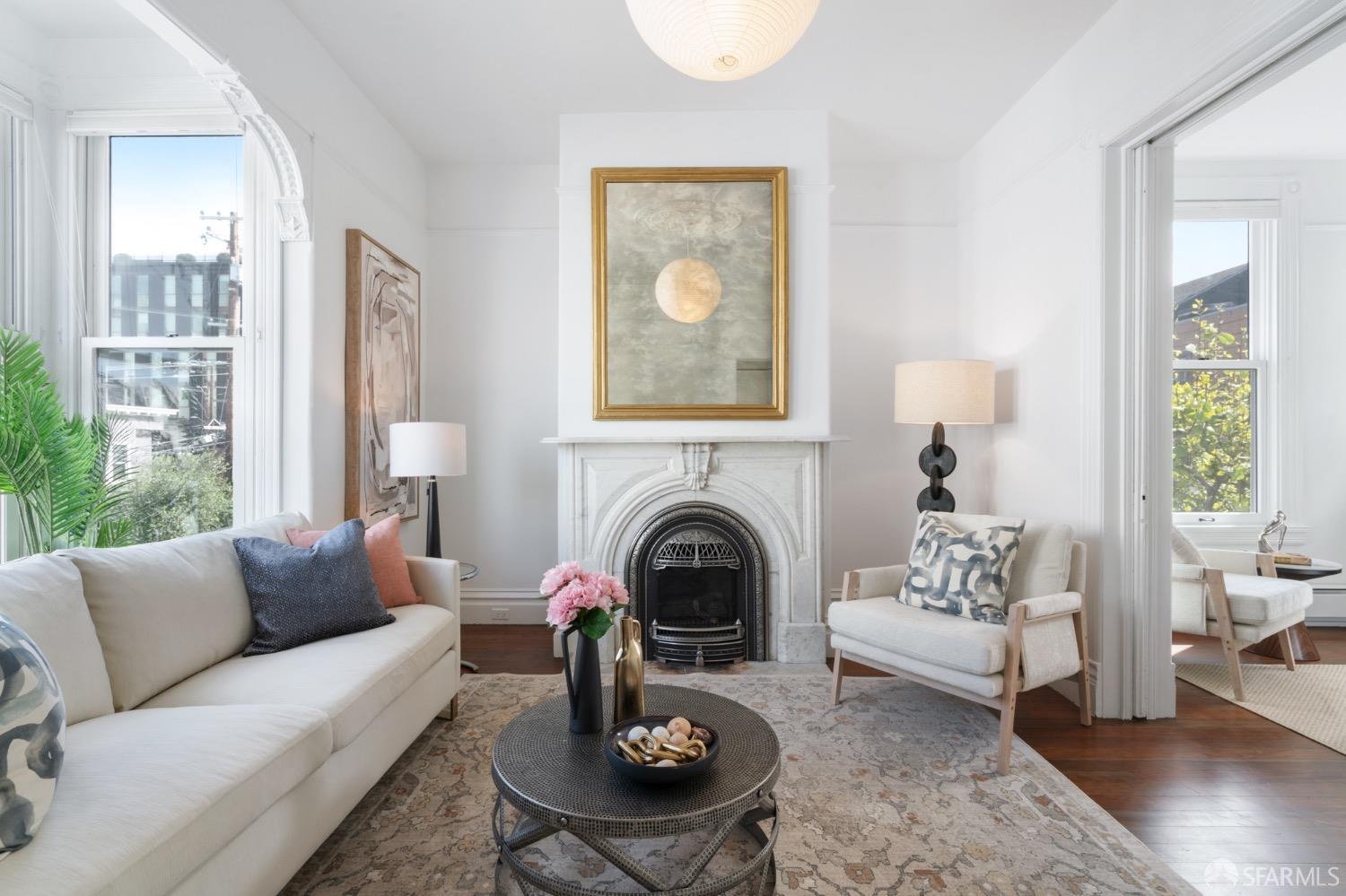 2813-2815 19th Street
