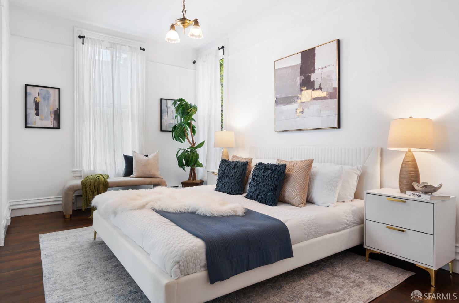 2813-2815 19th Street