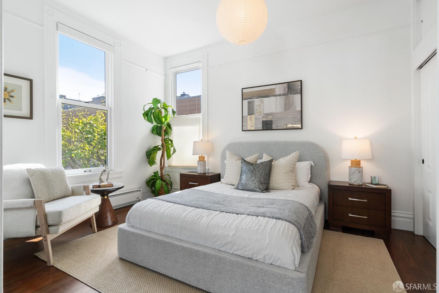 2813-2815 19th Street