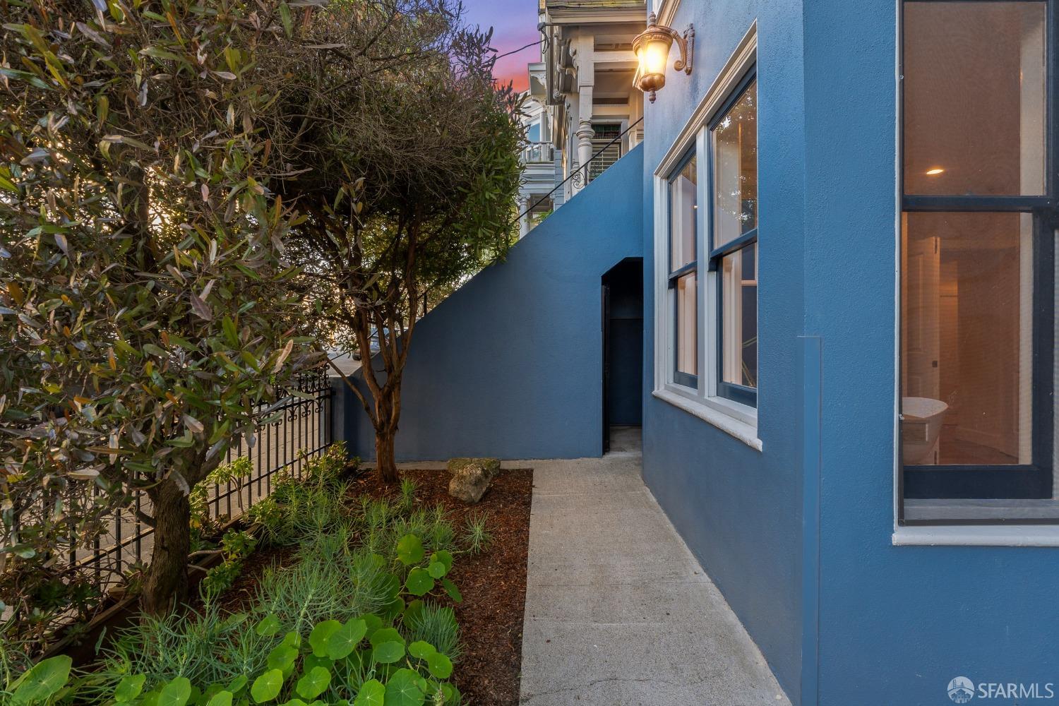 629 Broderick Street