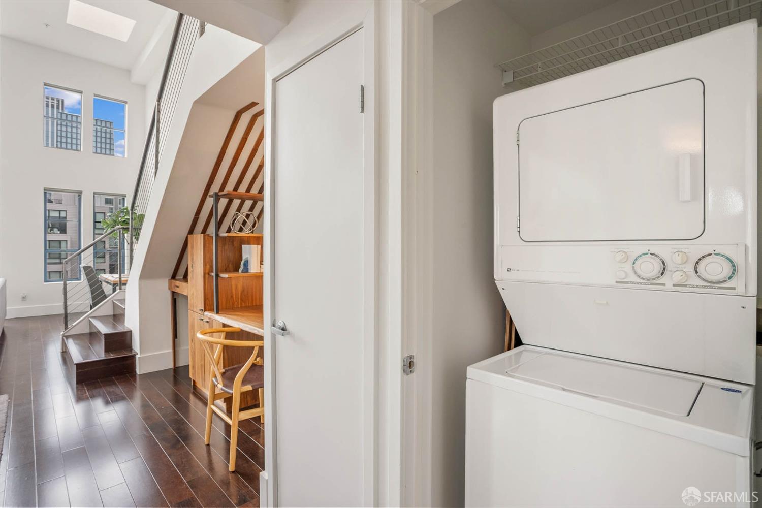 221 Clara Street # 14