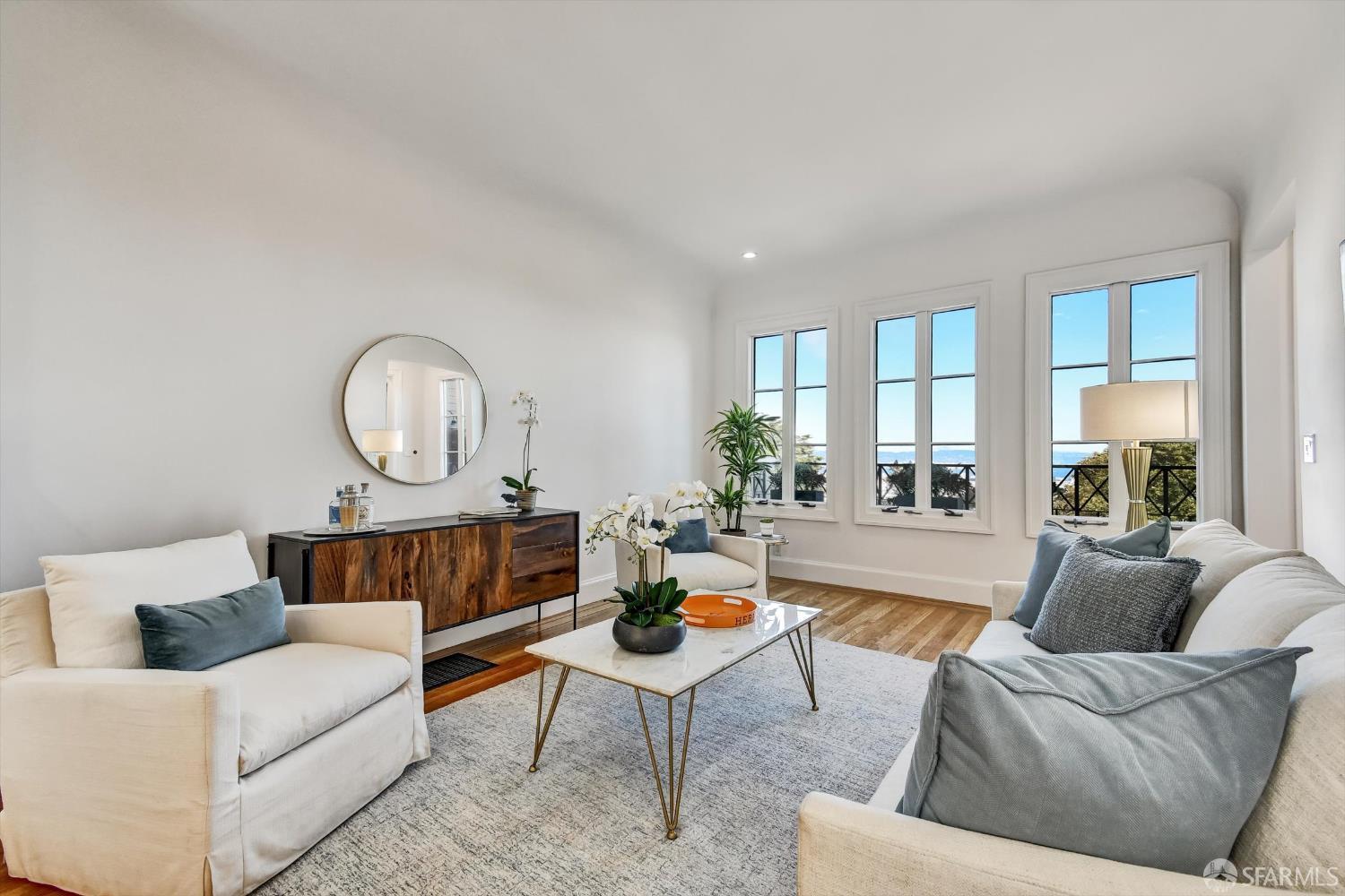 224 Twin Peaks Boulevard