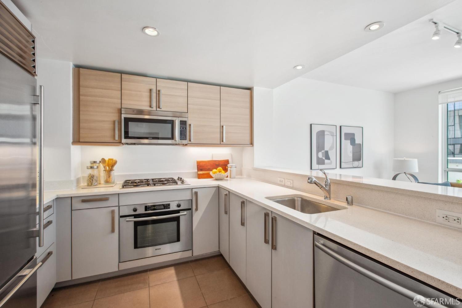 555 4th Street # 835