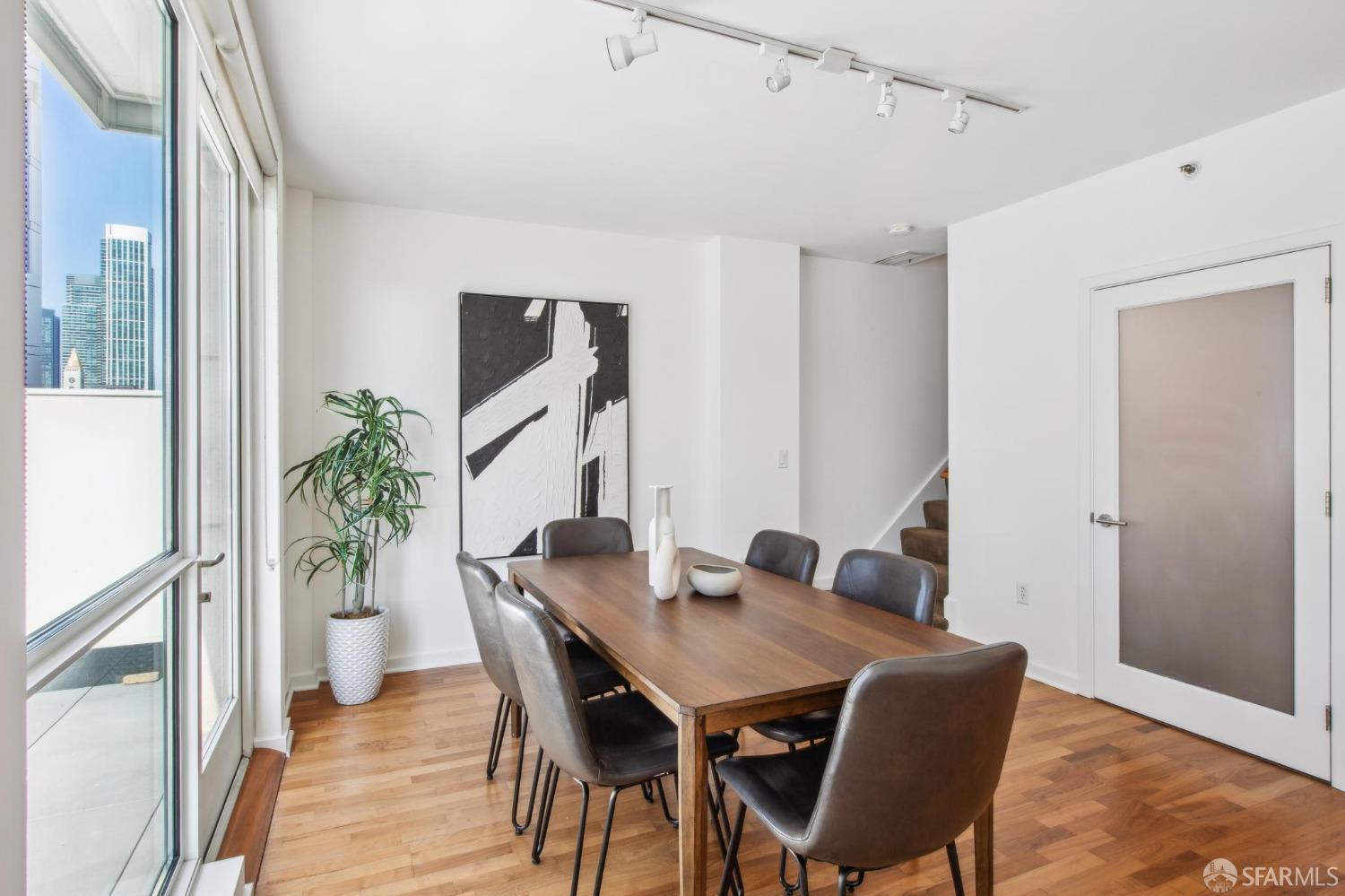 555 4th Street # 835