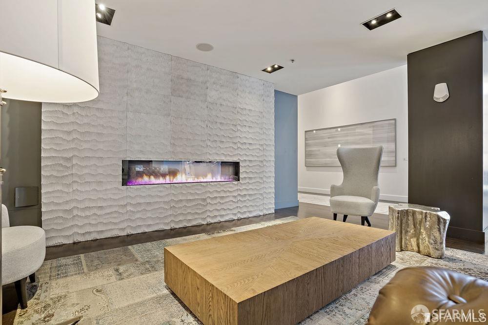 555 4th Street # 835