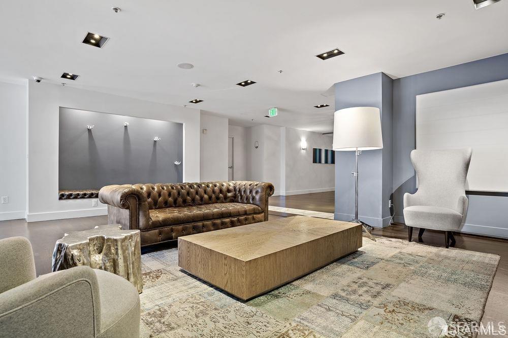555 4th Street # 835