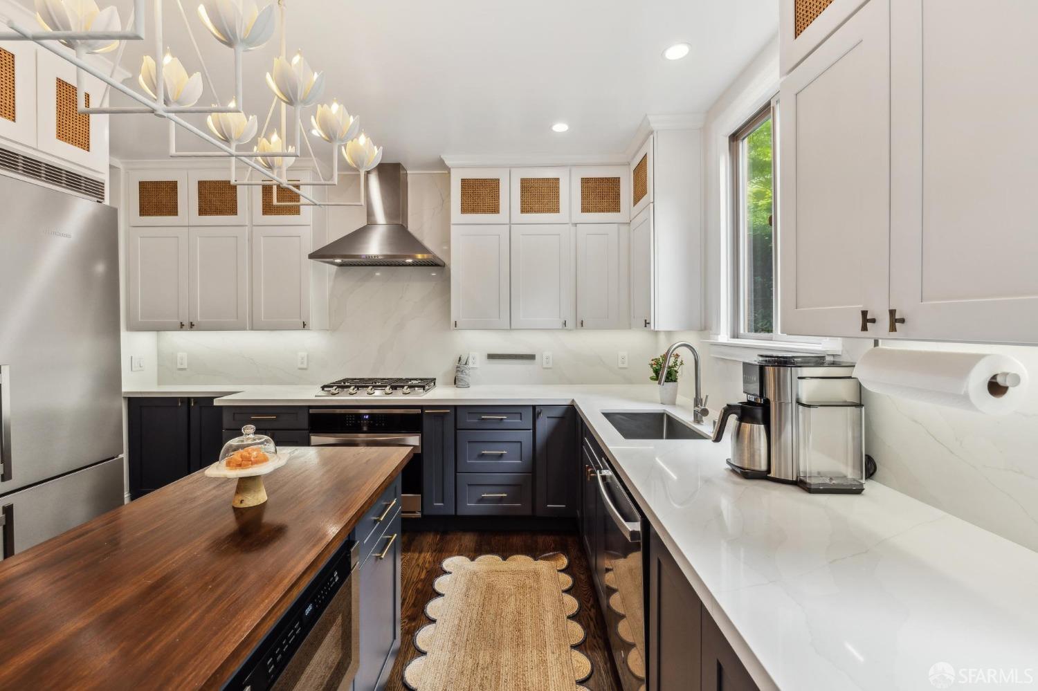 2033 Leavenworth Street # D