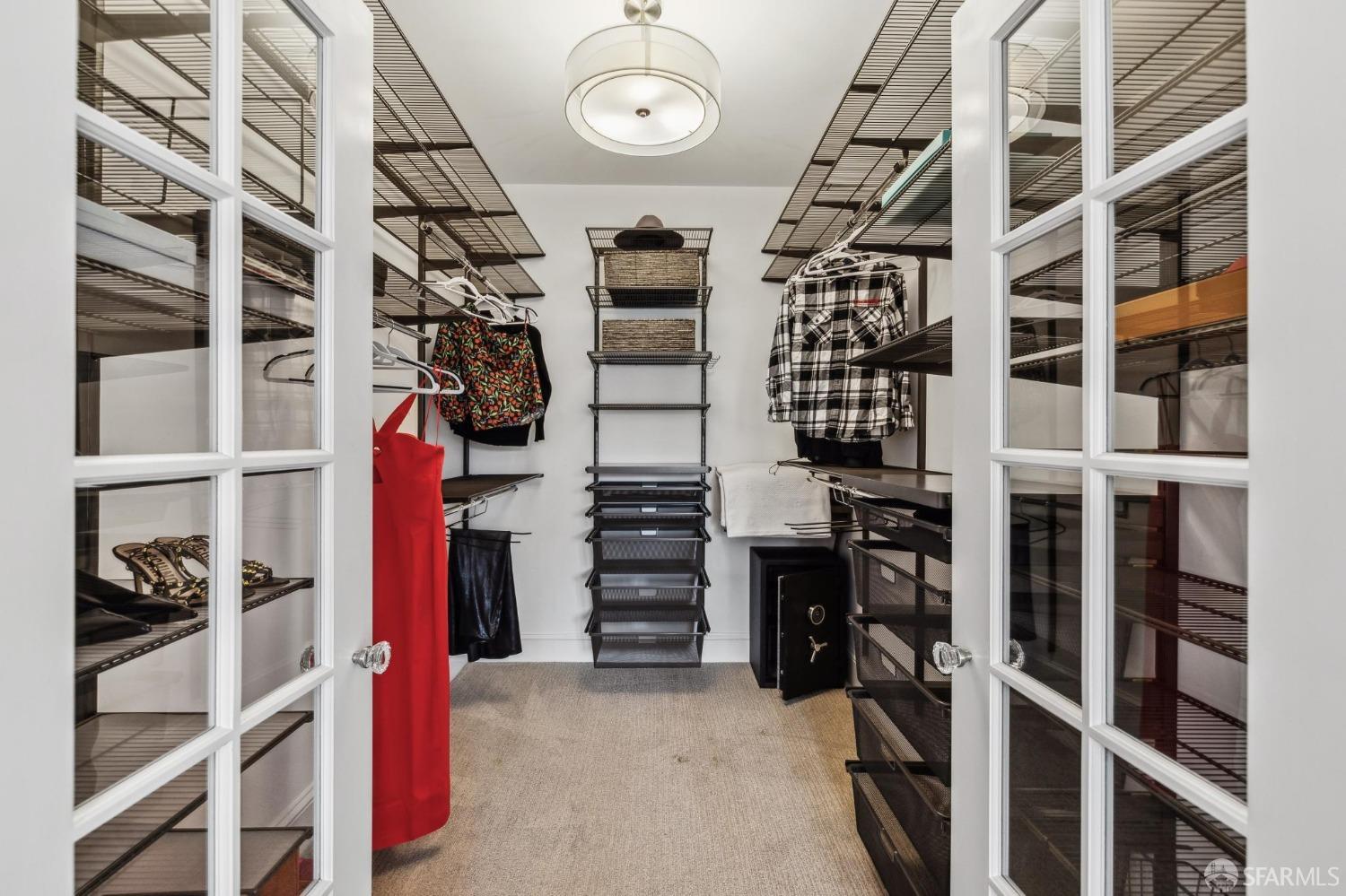 2033 Leavenworth Street # D