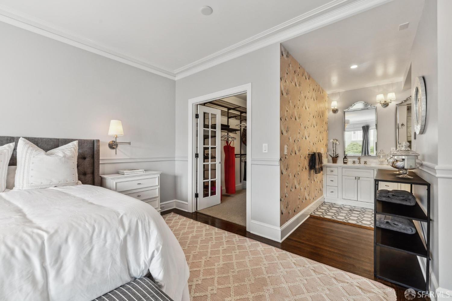 2033 Leavenworth Street # D