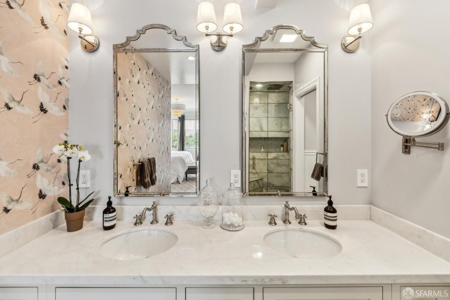 2033 Leavenworth Street # D