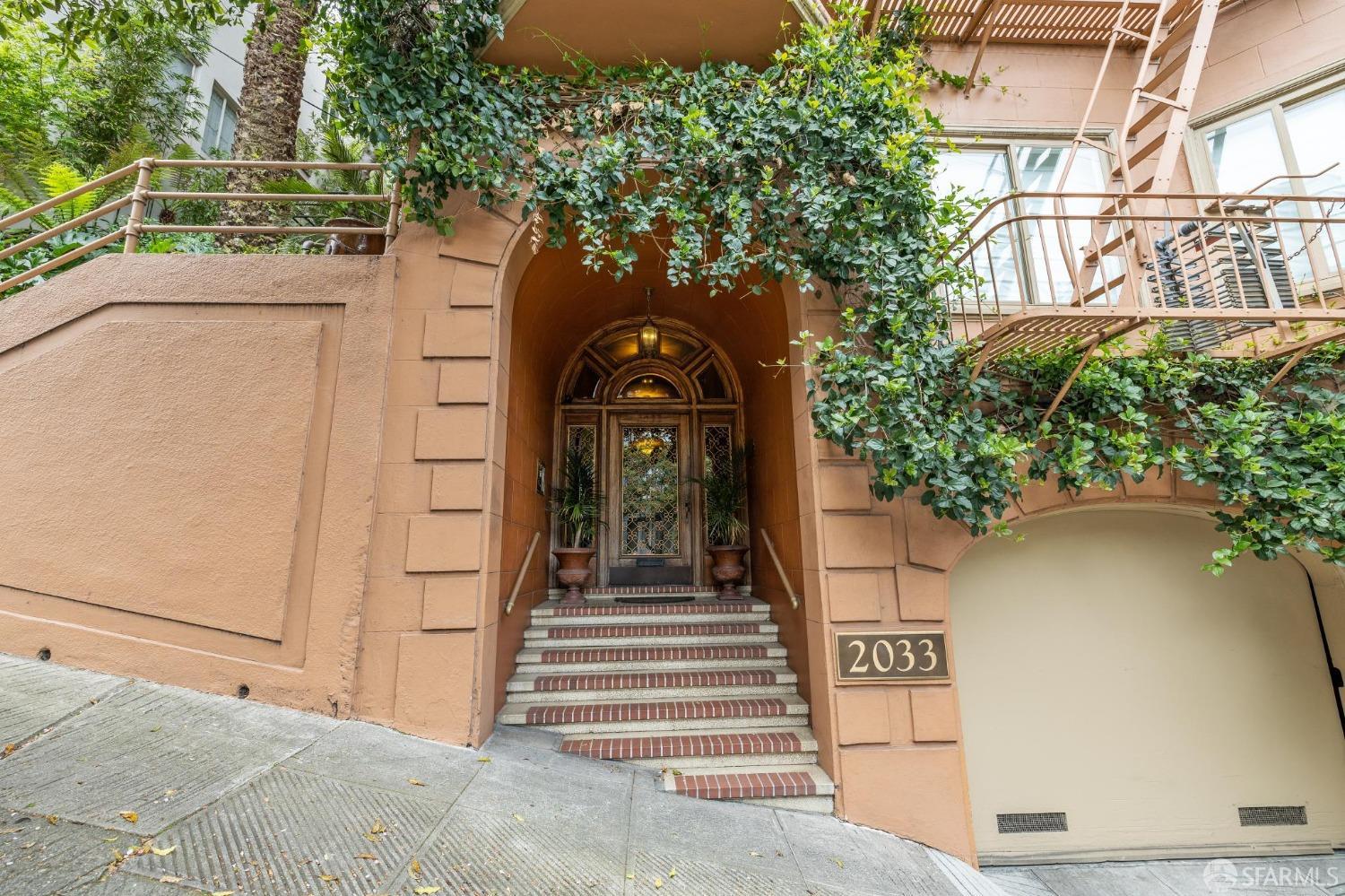 2033 Leavenworth Street # D