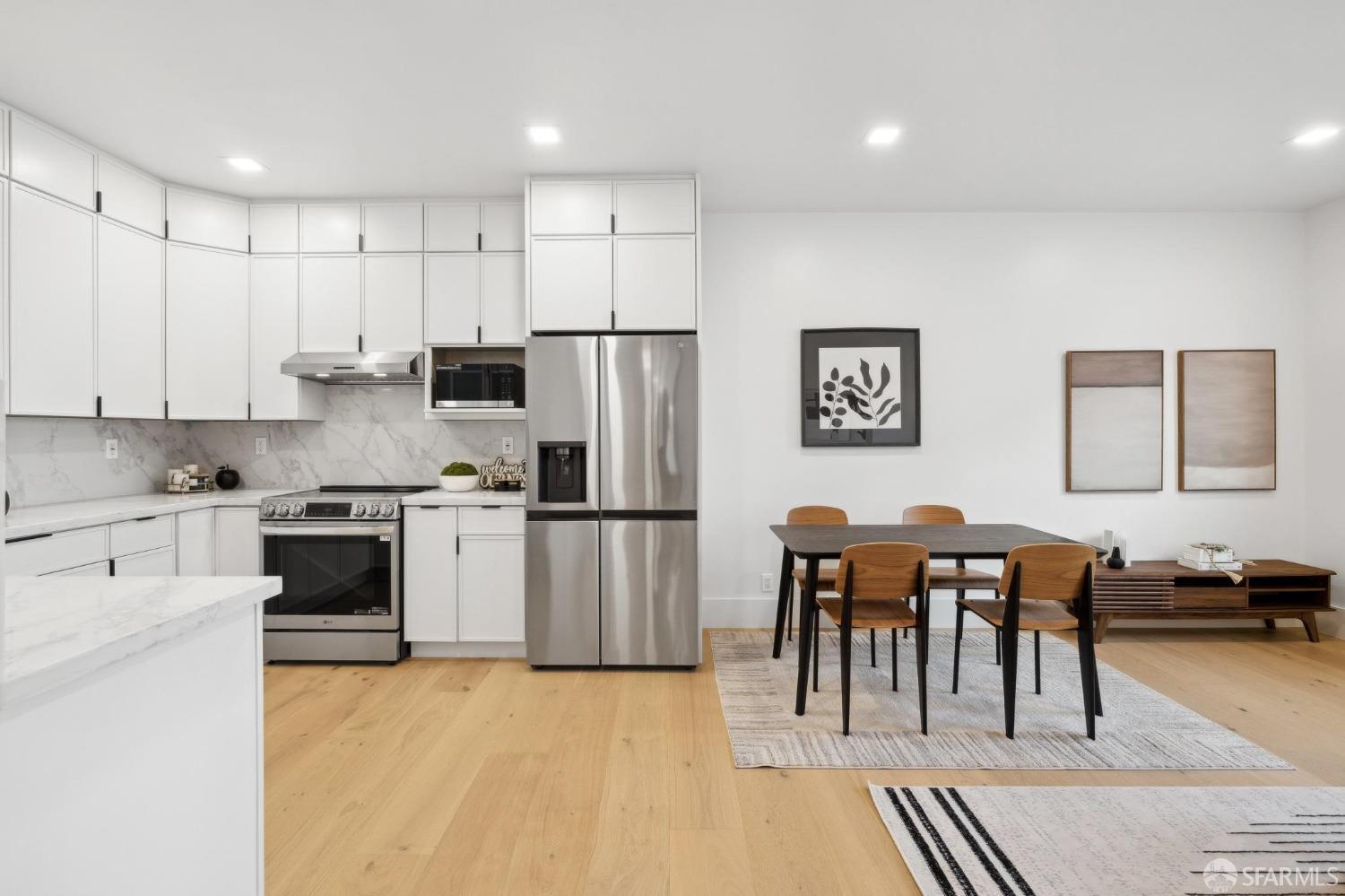 31 Romolo Place # 2