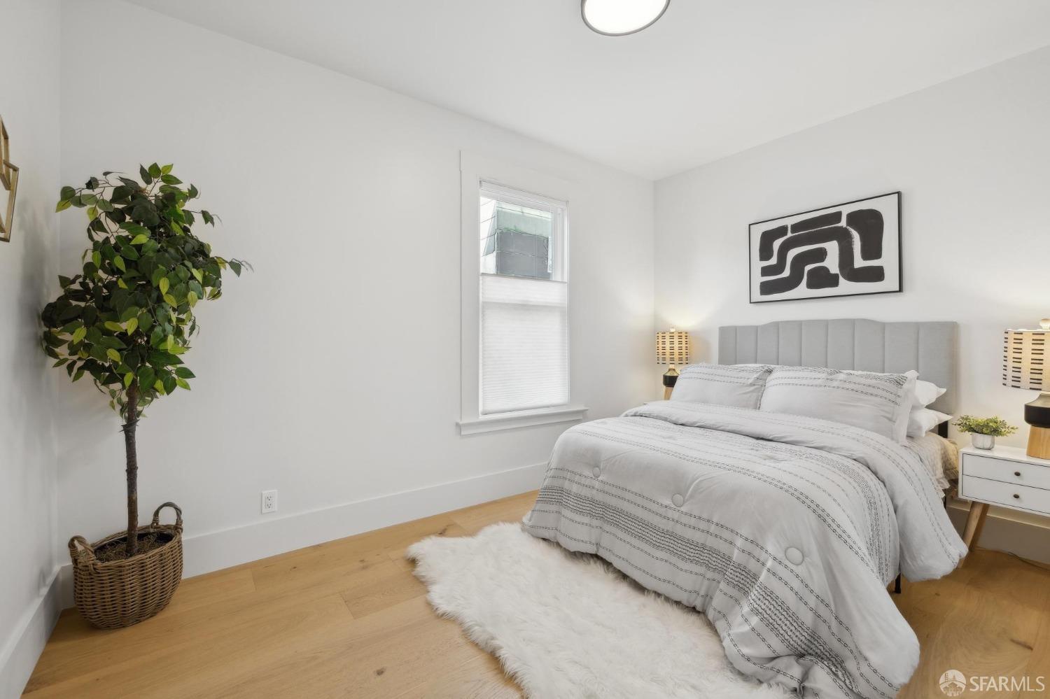 31 Romolo Place # 2