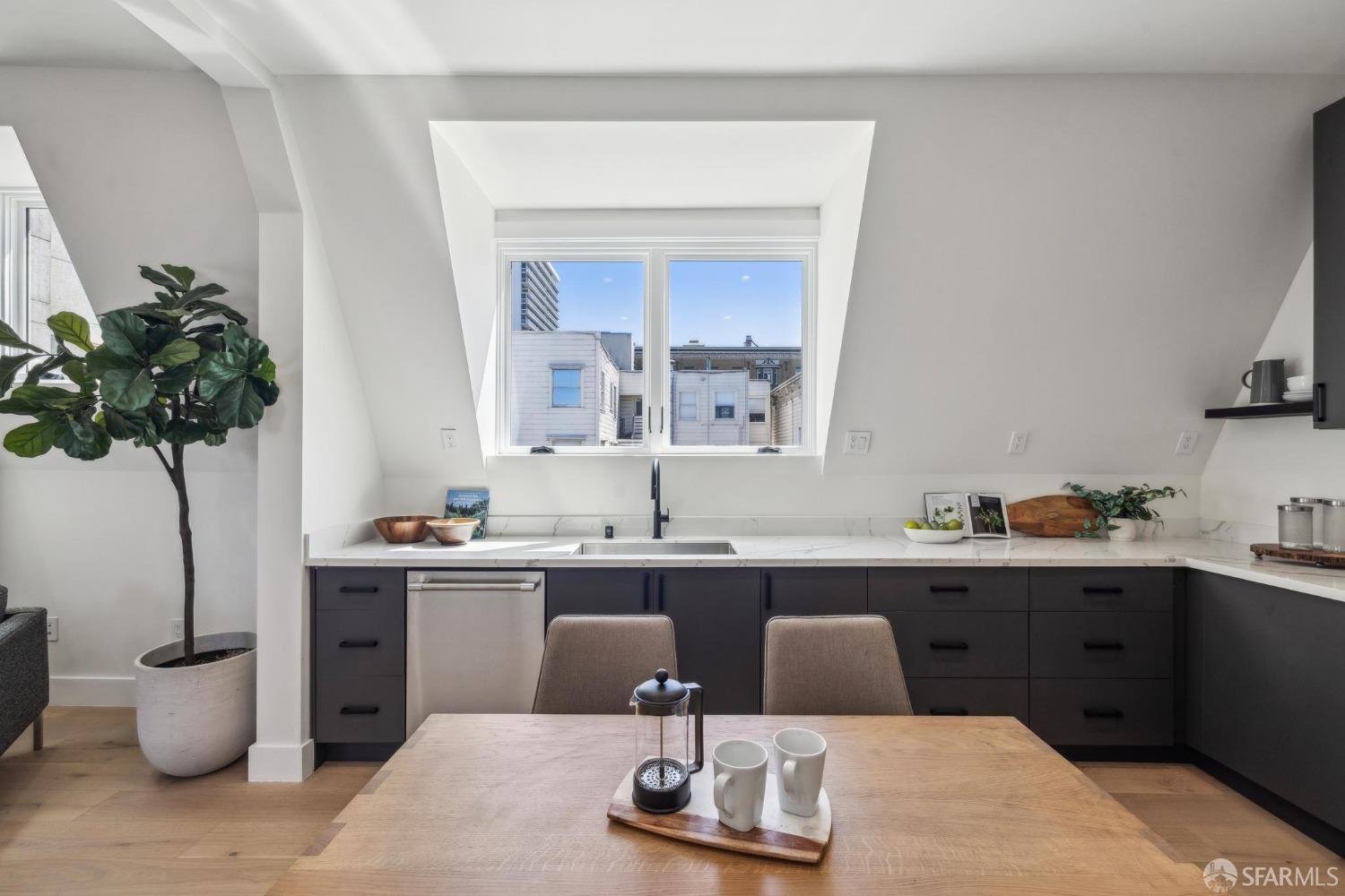 2315 Sacramento Street # 5