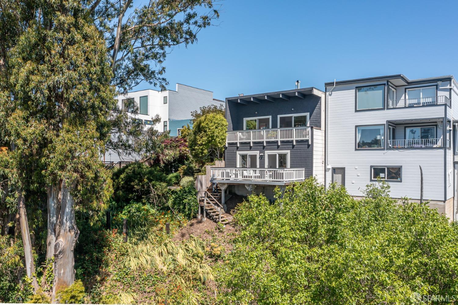 549 Duncan Street