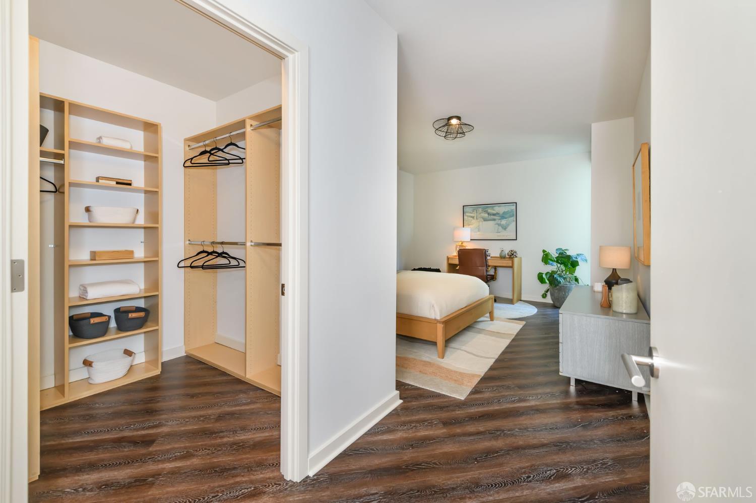 555 4th Street # 438