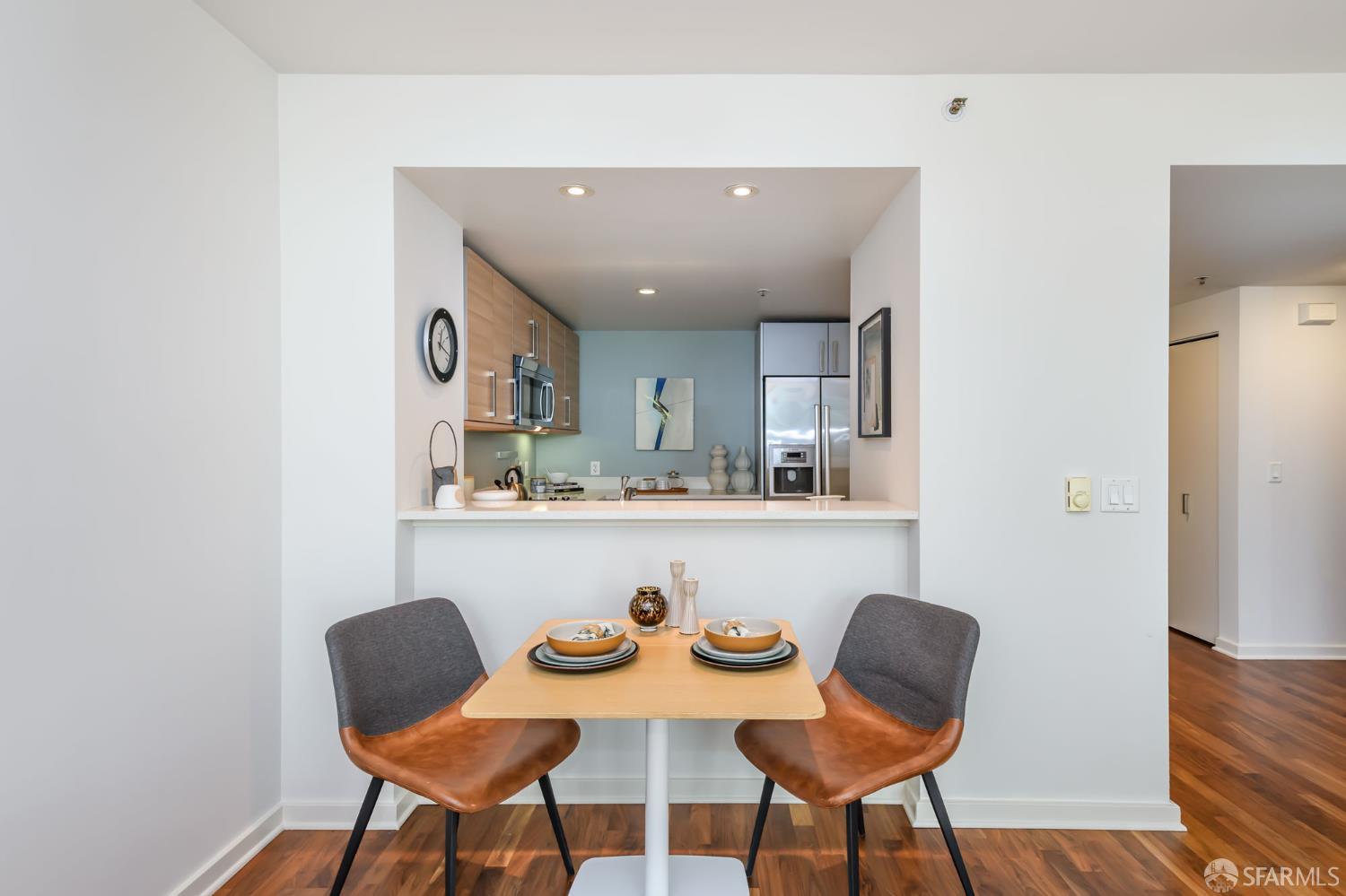 555 4th Street # 438