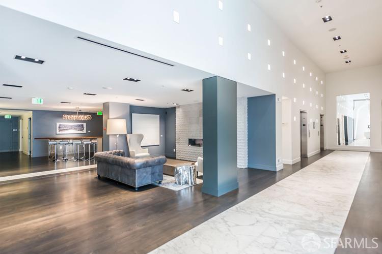 555 4th Street # 438