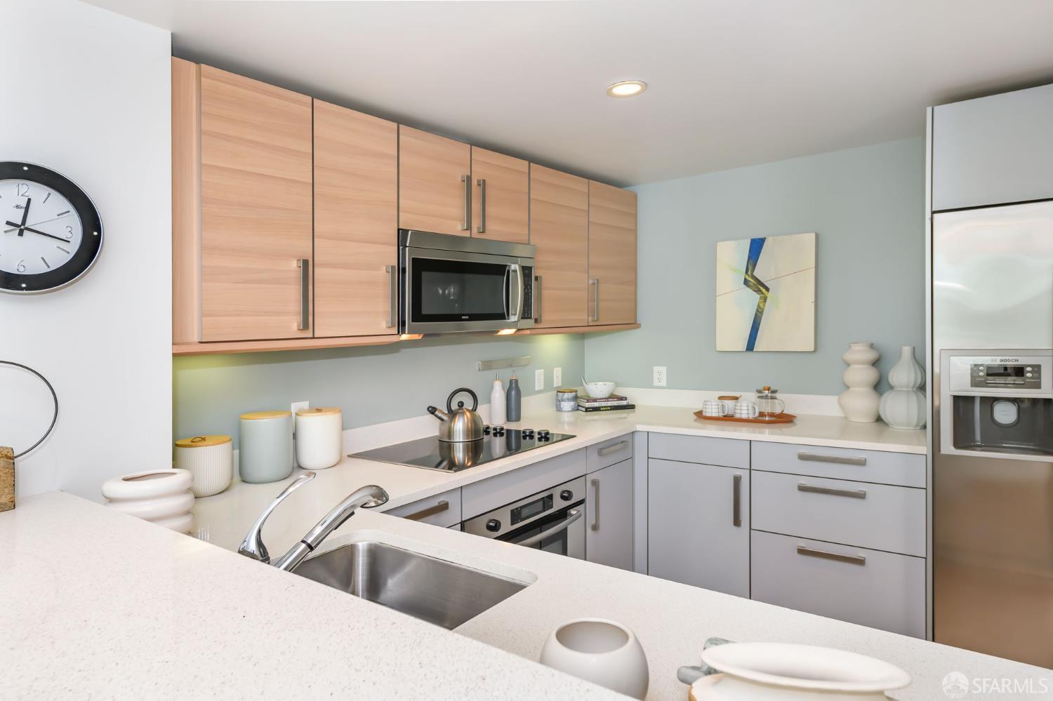 555 4th Street # 438