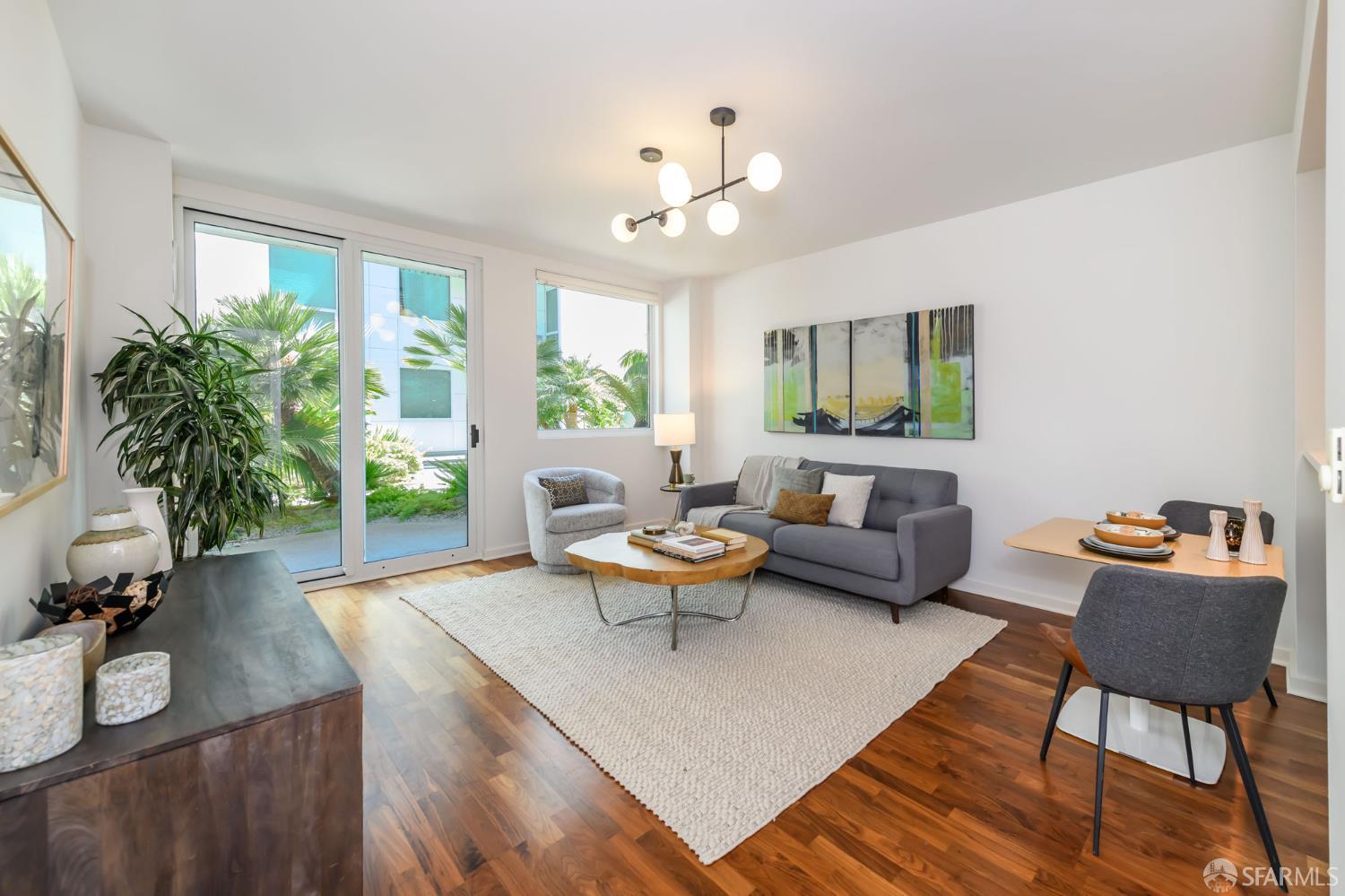 555 4th Street # 438