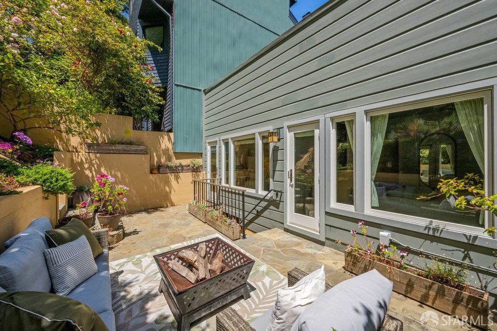 1525 Willard Street