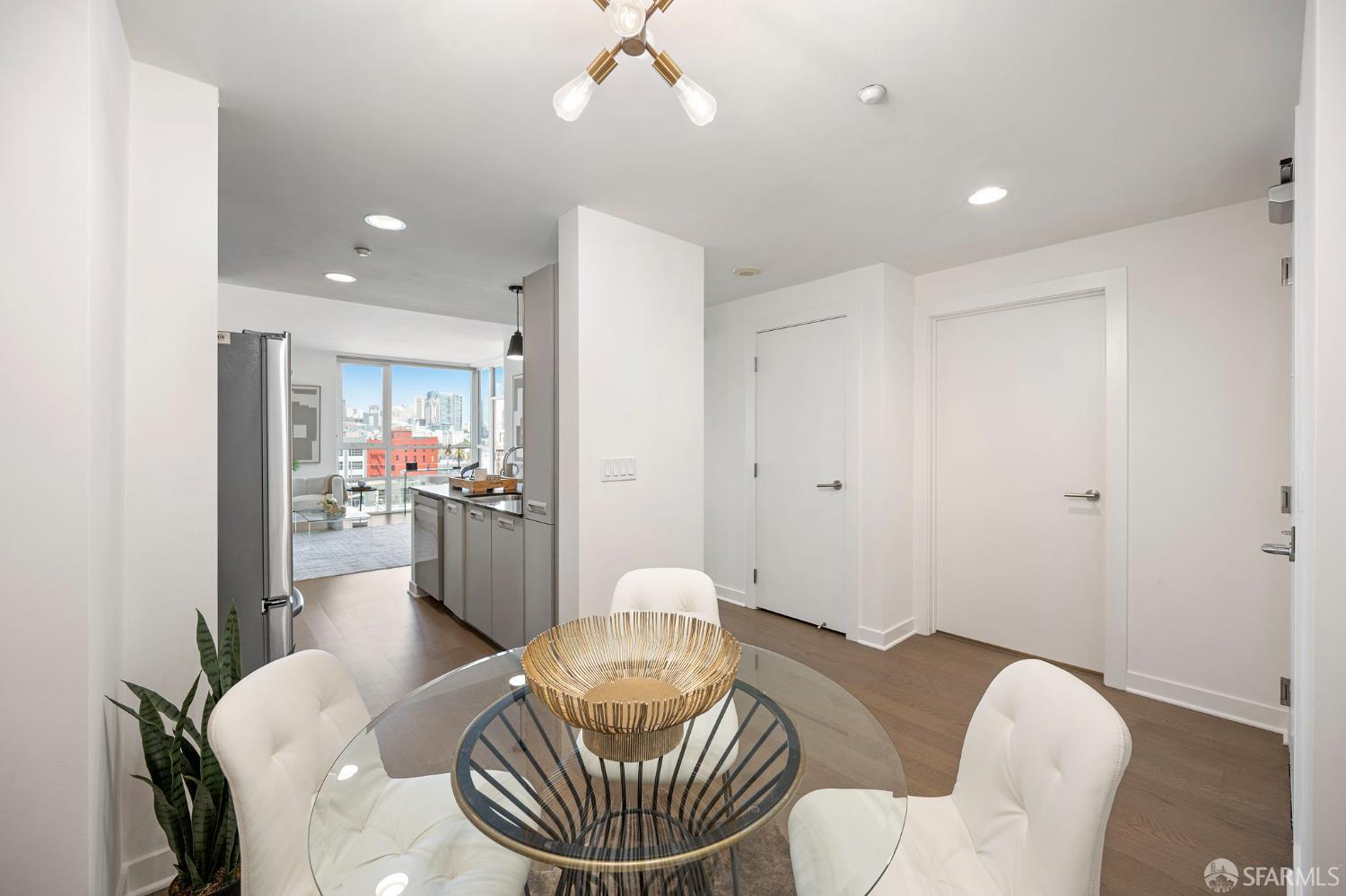 300 Berry Street # 721