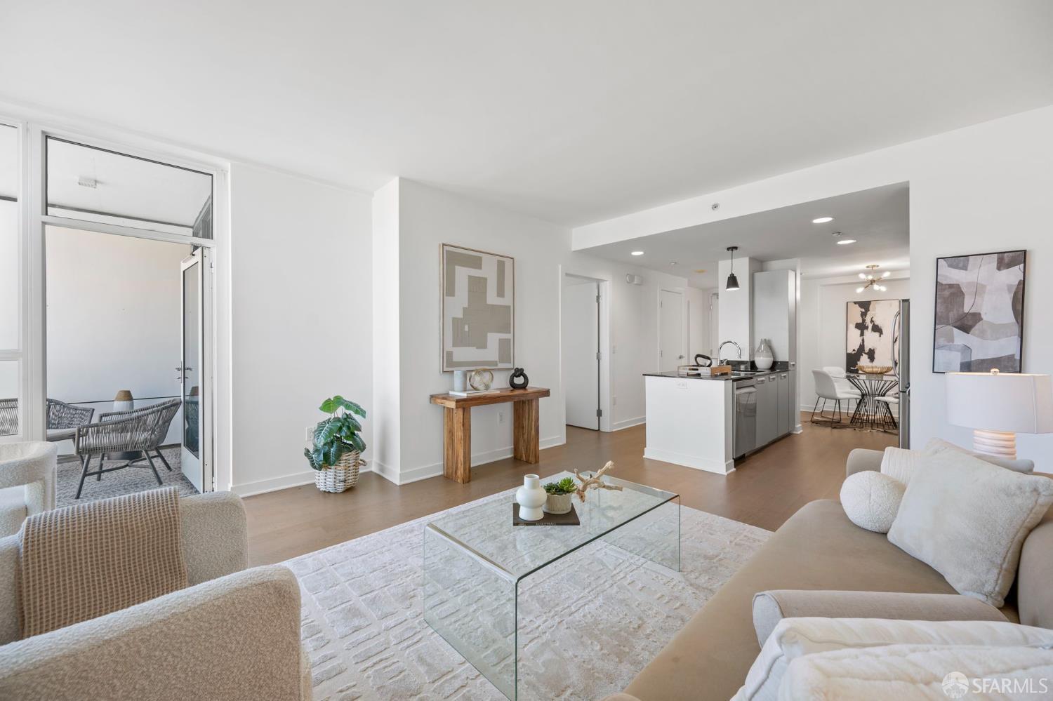 300 Berry Street # 721