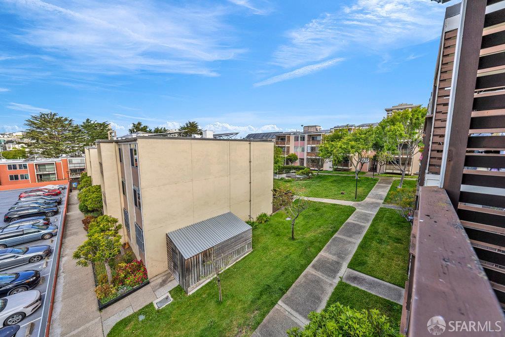 1315 Laguna Street # 6