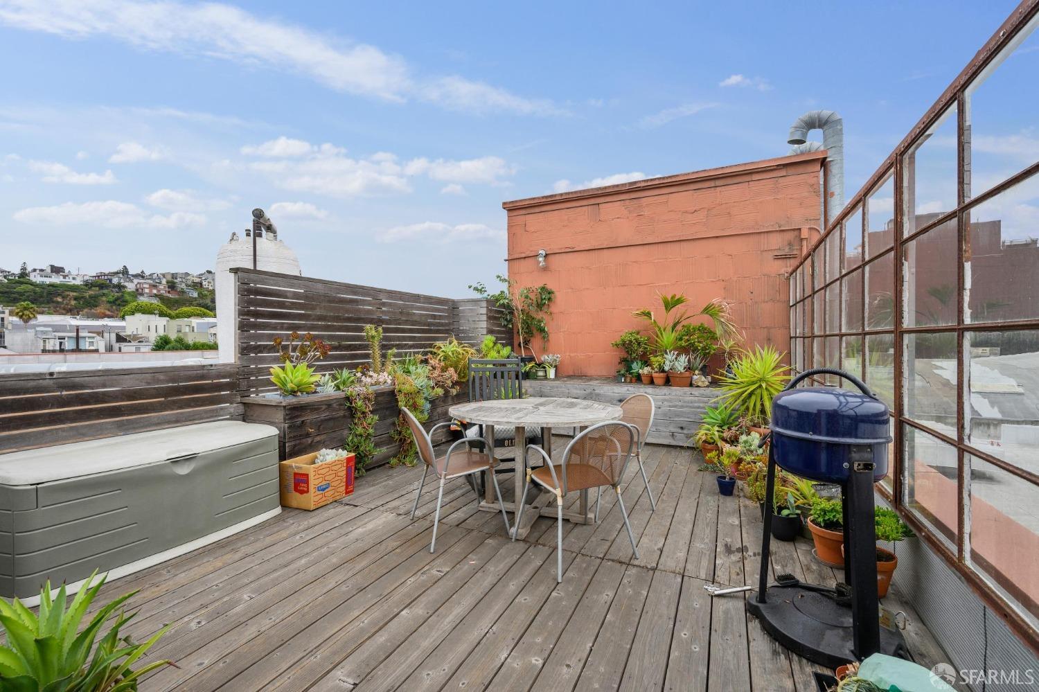 2711 18th Street # 34