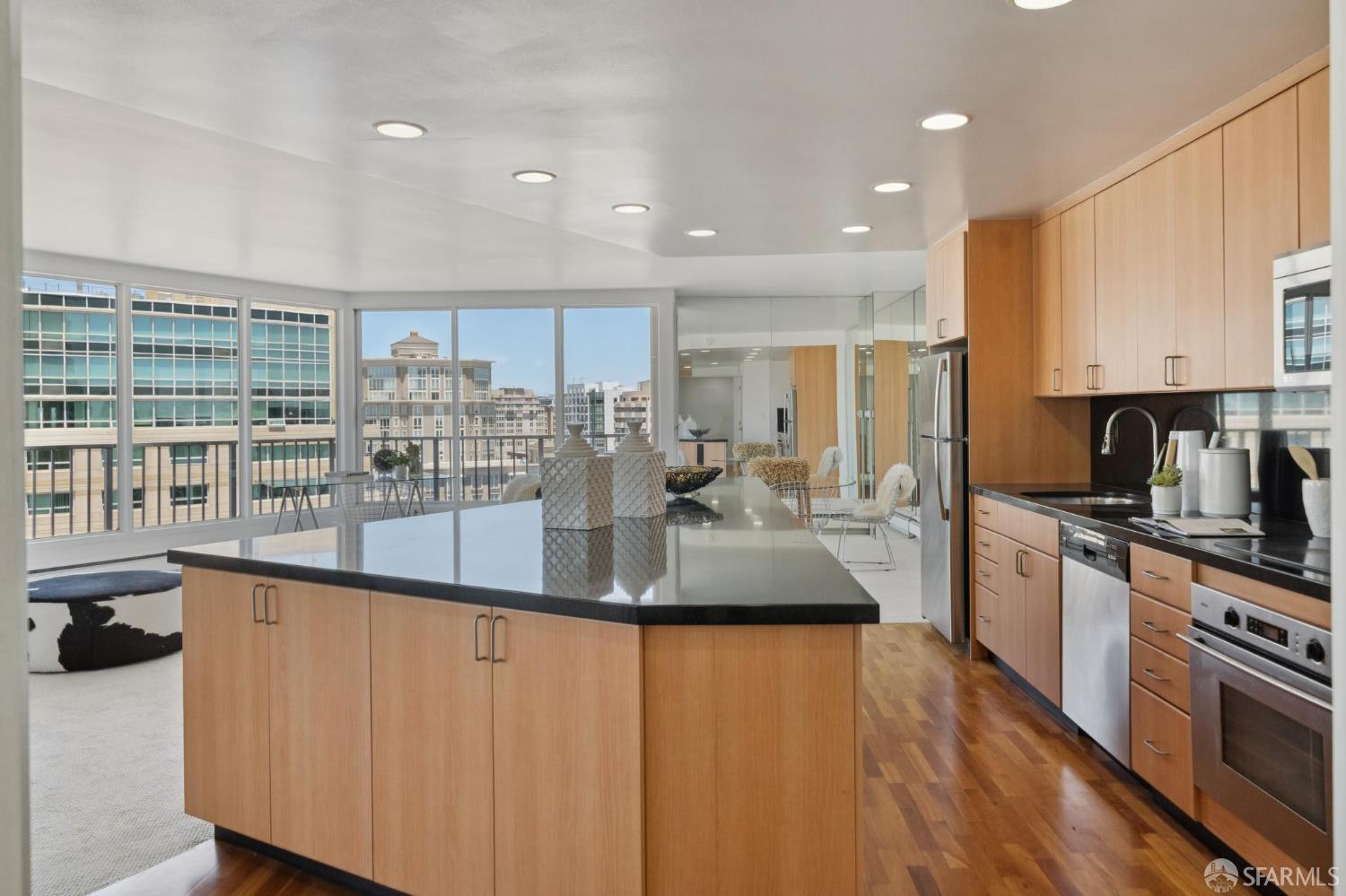 1200 Gough Street # 10A