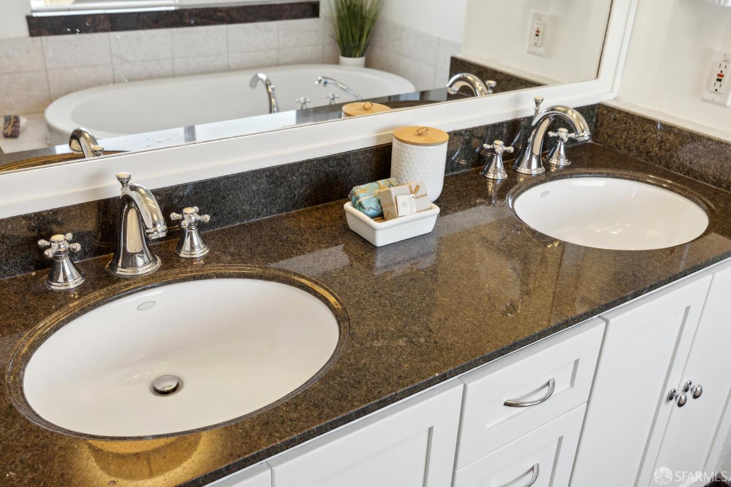 215 Roosevelt Way, San Francisco