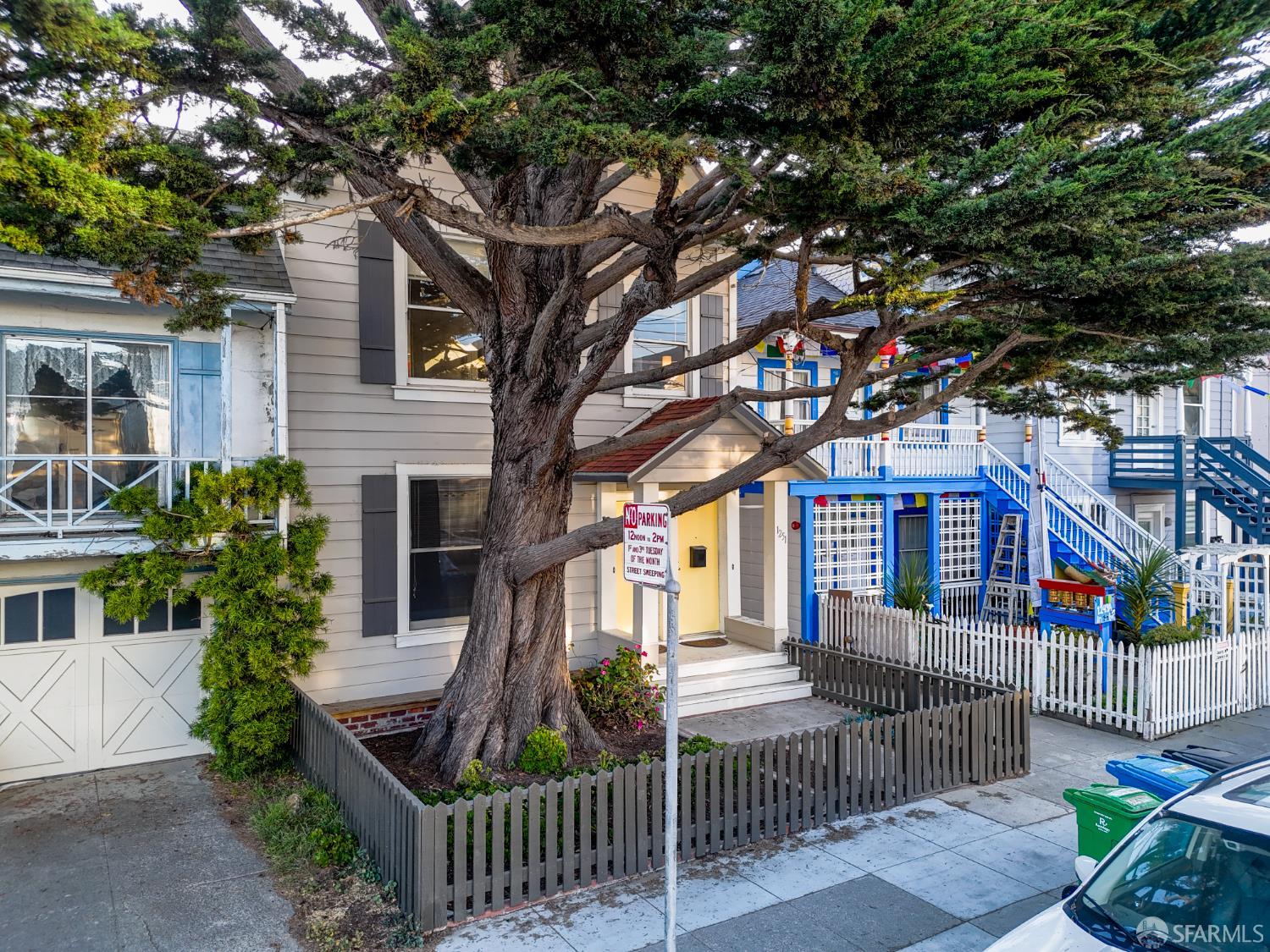 1251-1253 46th Avenue