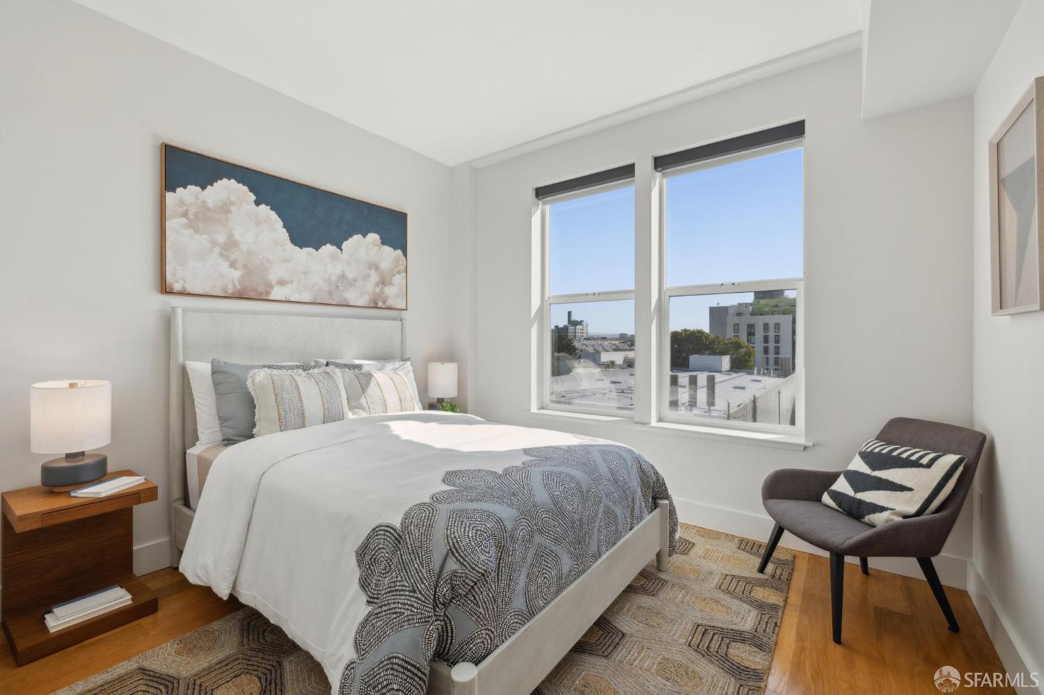 566 S Van Ness Avenue # 31