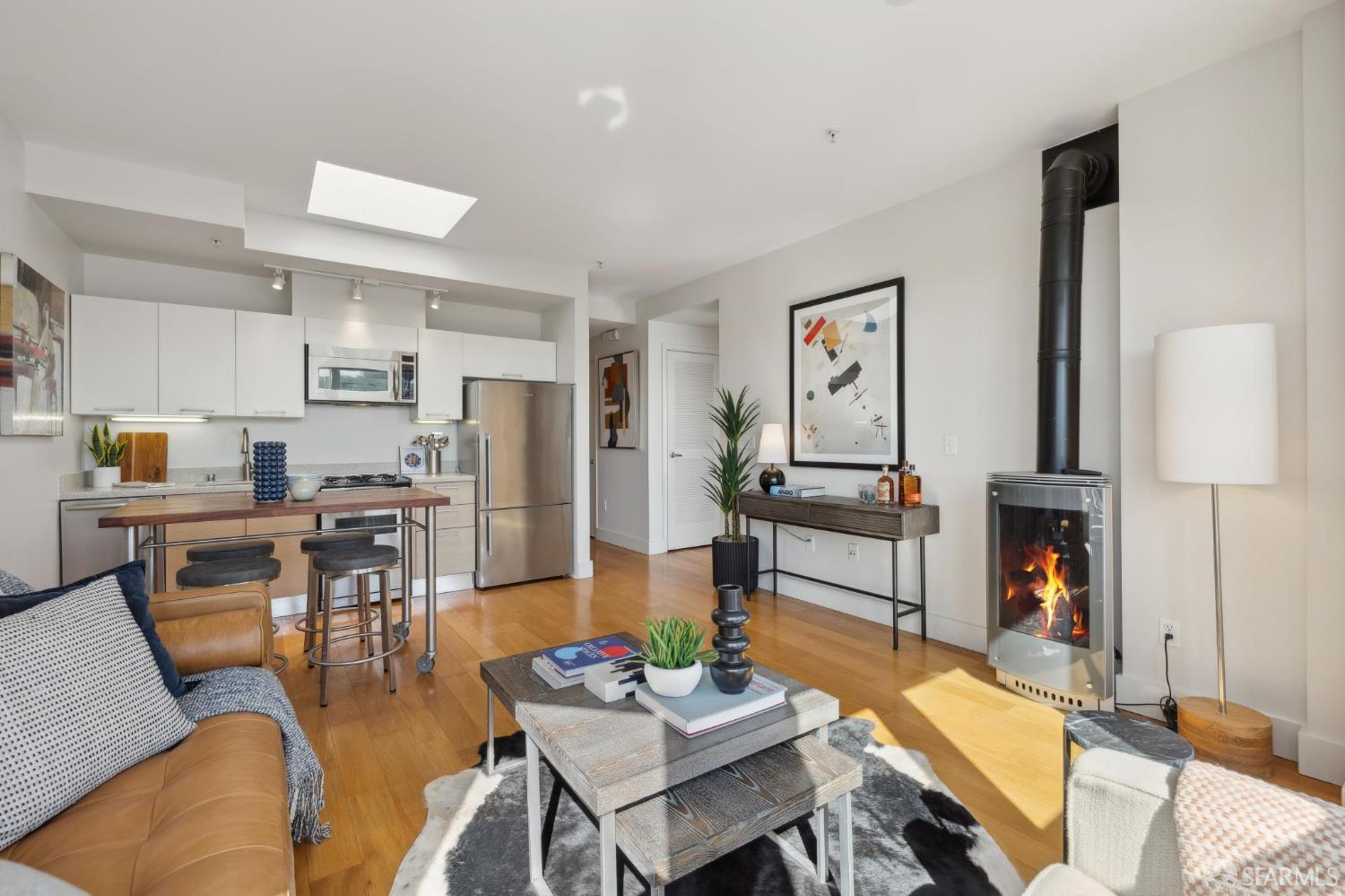 566 S Van Ness Avenue # 31