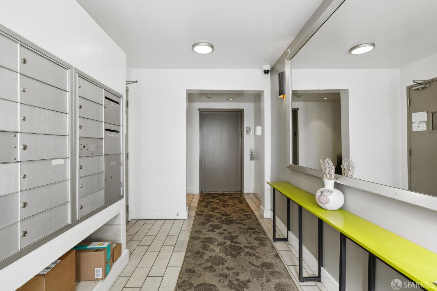 566 S Van Ness Avenue # 31
