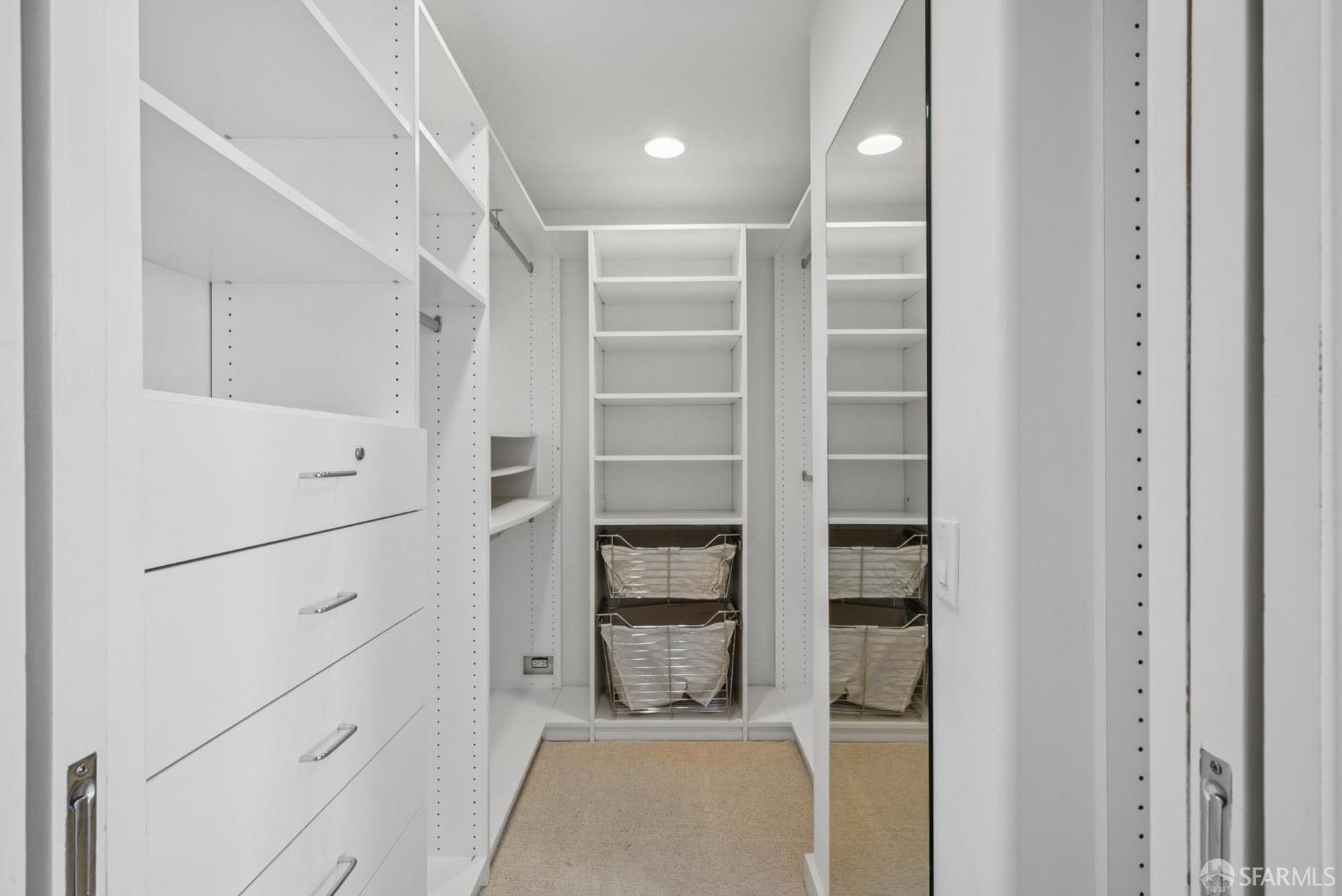 999 Green Street # 1403