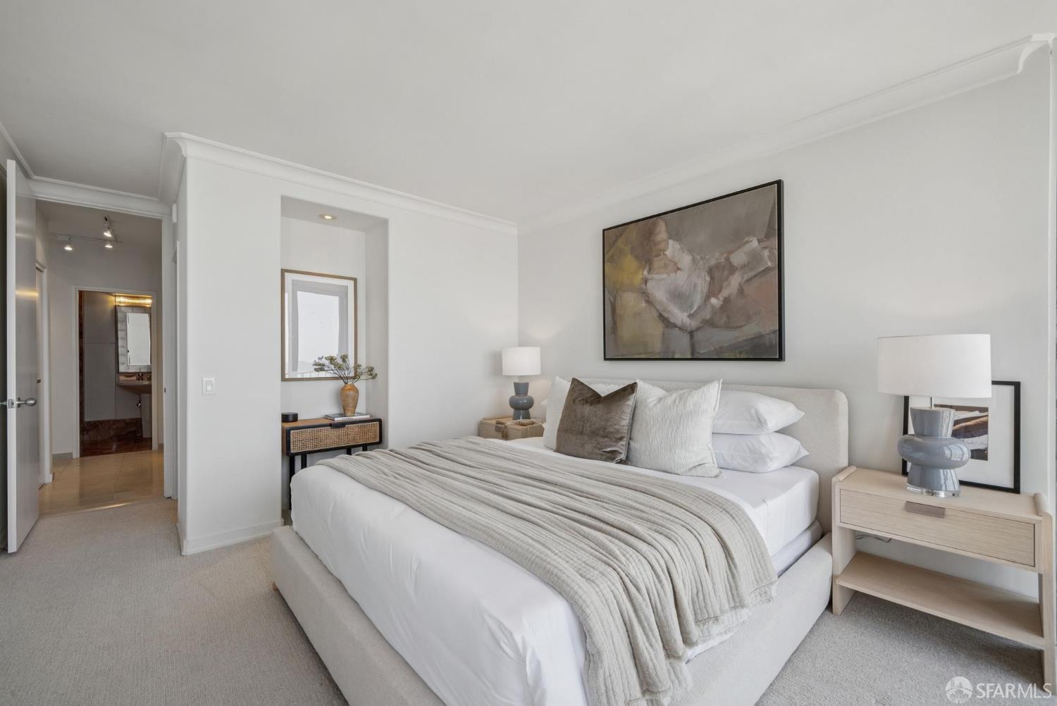 999 Green Street # 1403
