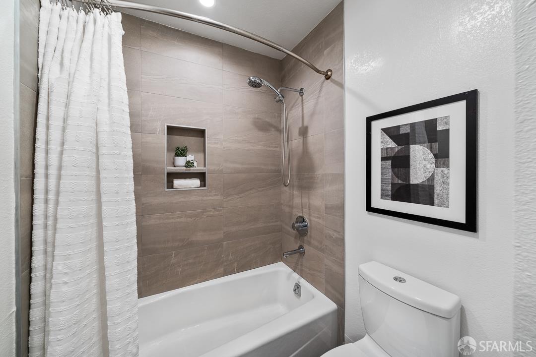 955 Ridgeview Court # C