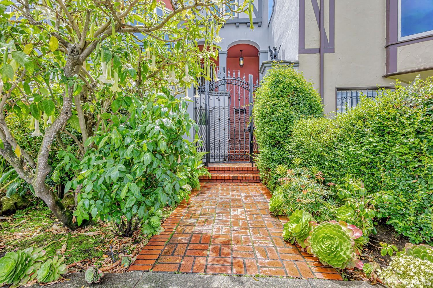 181 Marina Boulevard