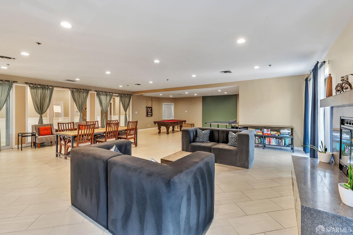 6400 Christie Avenue # 4415