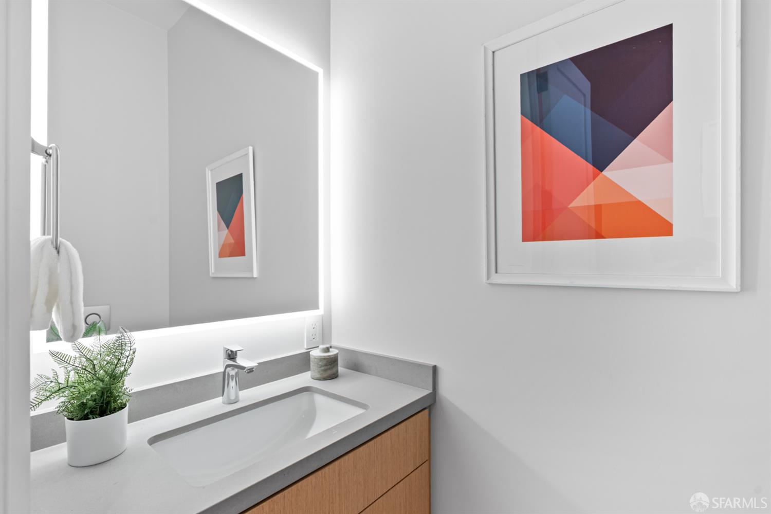 38 Steiner Street # 303